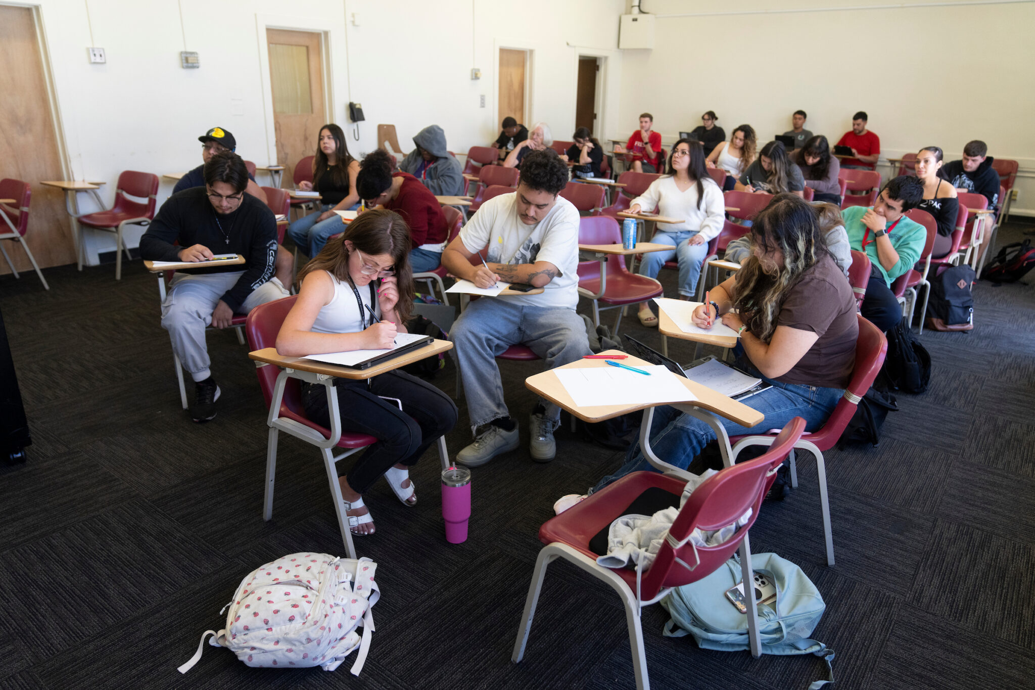 Voices heard: Wayfinders students take the debate stage – Fresno State ...